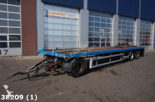 vrachtwagencombinatie platte bak onbekend