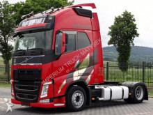 ensemble routier porte engins Volvo