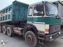 alt ansamblu cap tractor si semiremorca Iveco
