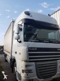 DAF XF105 460 tractor-trailer