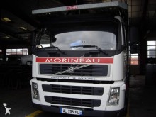 ensemble routier porte voitures Volvo