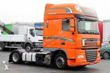 tractora semi portamáquinas DAF