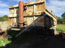 Titan half-pipe semi-trailer