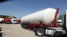 semi remorque Spitzer produits alimentaires 65m3