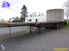 Fruehauf Flatbed semi-trailer