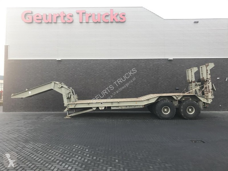 Voir les photos Semi remorque Trabosa HEAVY DUTY LOWLOADER EX ARMY
