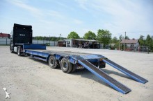 Castera heavy equipment transport semi-trailer