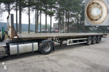 Fruehauf flatbed semi-trailer