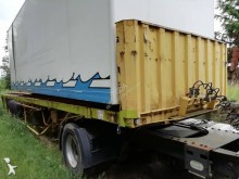 Fruehauf flatbed semi-trailer