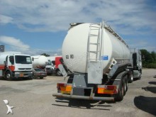 Trailor oil/fuel tanker semi-trailer