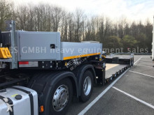 used heavy equipment transport semi-trailer