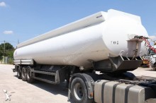 semiremorca cisternă hidrocarburi Merceron