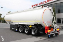 semi remorque citerne hydrocarbures Kässbohrer