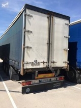 semi remorque rideaux coulissants (plsc) Fruehauf