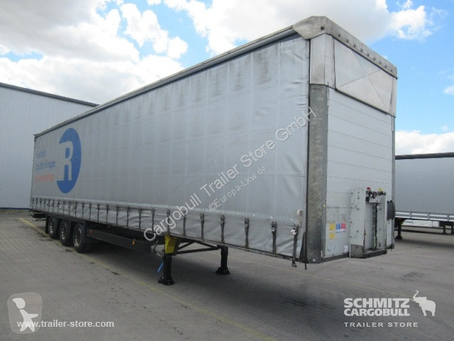 Vedeţi fotografiile Semiremorca Schmitz Cargobull Curtainsider Getränke