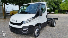 utilitaire châssis cabine Iveco