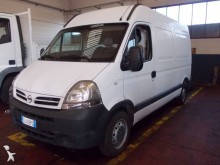fourgon utilitaire Nissan