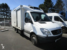 utilitaire châssis cabine Mercedes