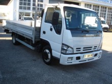 utilitaire plateau Isuzu