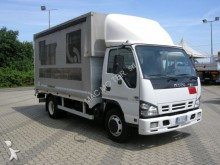 utilitaire plateau plateau bâché Isuzu