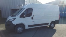 fourgon utilitaire Peugeot