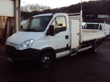 utilitaire benne standard Iveco