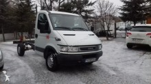 furgão comercial Iveco