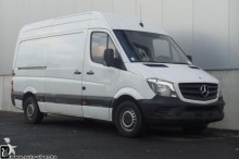 furgão comercial Mercedes