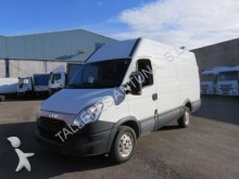 furgão comercial Iveco