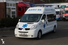 ambulancia Renault
