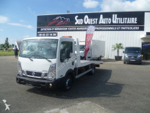 utilitaire porte voitures Nissan