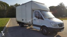 utilitaire châssis cabine Mercedes