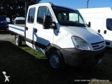 utilitaire plateau ridelles Iveco