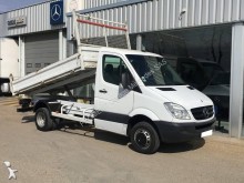 utilitaire benne Mercedes
