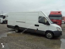 outra carrinha comercial Iveco