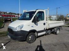 utilitaire benne standard Iveco