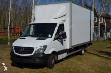 dostawczy do wznoszenia mebli Mercedes