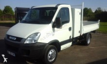 utilitaire benne standard Iveco