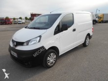 fourgon utilitaire Nissan