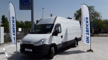 furgão comercial Iveco