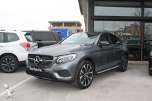 outra carrinha comercial Mercedes