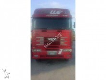 outra carrinha comercial Iveco