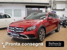 outra carrinha comercial Mercedes