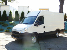 furgão comercial Iveco