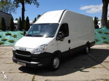 furgão comercial Iveco