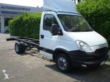 utilitaire châssis cabine Iveco
