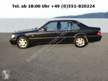 voiture berline Mercedes