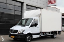 furgon dostawczy Mercedes