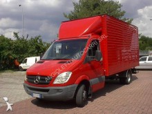 fourgon utilitaire Mercedes