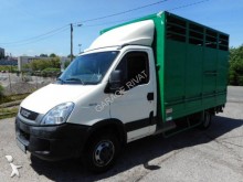 veicolo commerciale bestiame usato